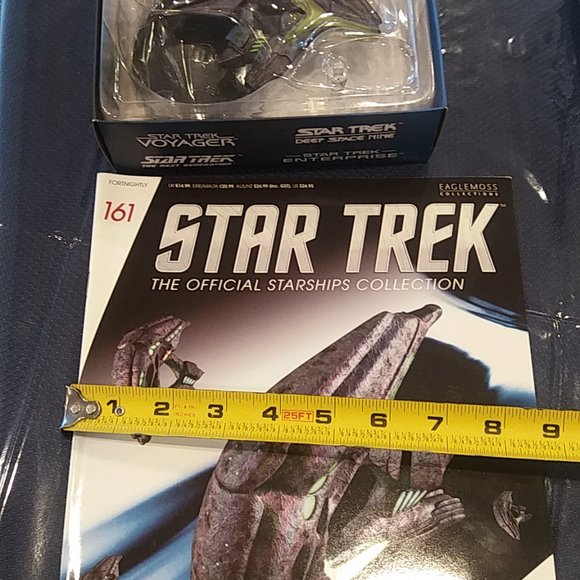 Eaglemoss Diecast Star Trek Void Ship model With Magazine - Picture 3 of 5